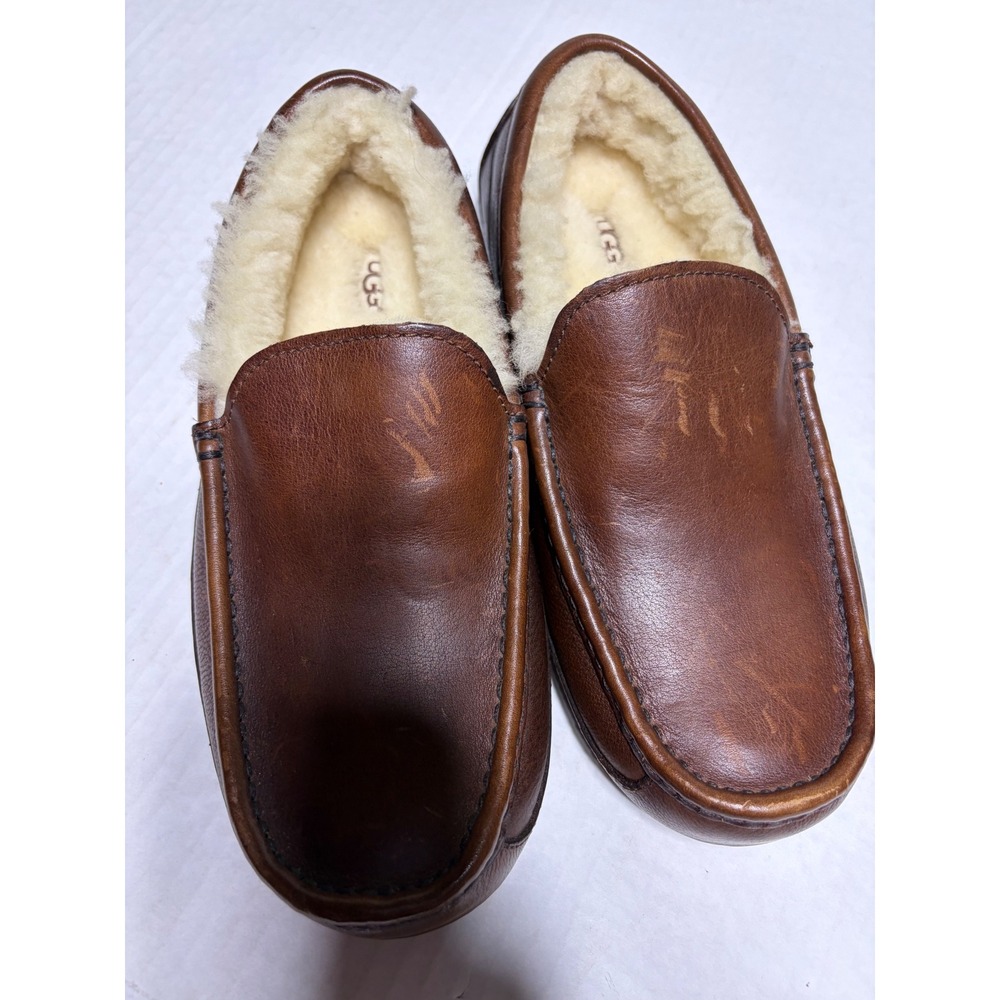 UGG Ascot Leather Slippers Mens 8 Chestnut Brown Sheepskin Lined Loafers 5379